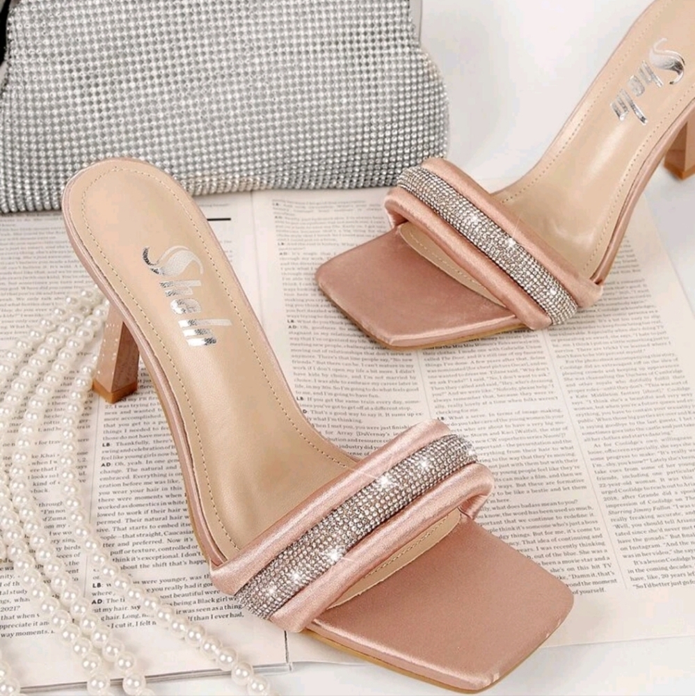 NWOT Bling mules 💛